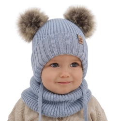 Czapka i komin dla chłopca zimowy komplet, błękitny, 100% wełniany merino, wiązany Konor-1 Czapka i komin dla chłopca zimowy komplet, błękitny, 100% wełniany merino, wiązany Konor-1